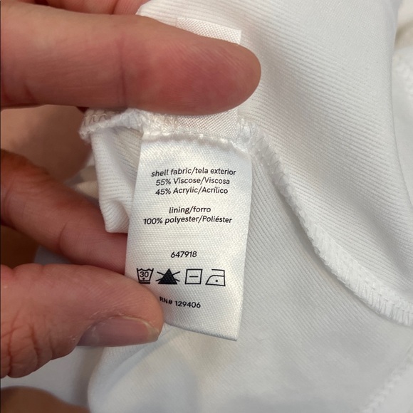 VENUS cream colored  Knit dress size medium. - Picture 9 of 9